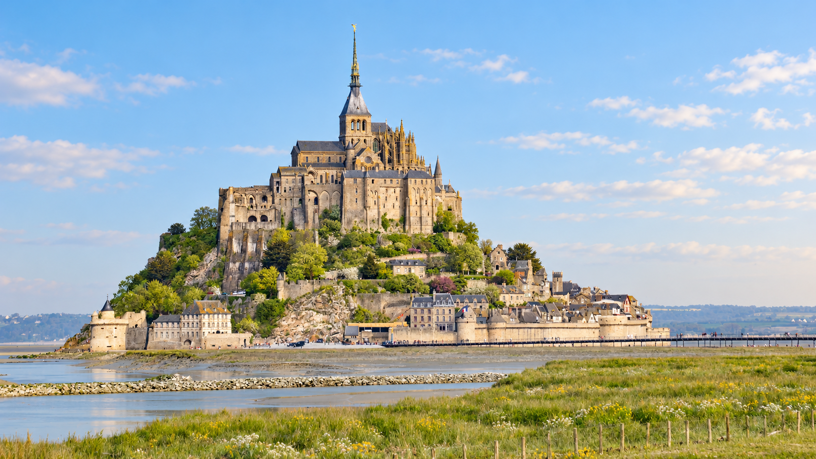 Mont-Saint-Michel · Printemps · déclinaison saisonnière illustrative générée par IA